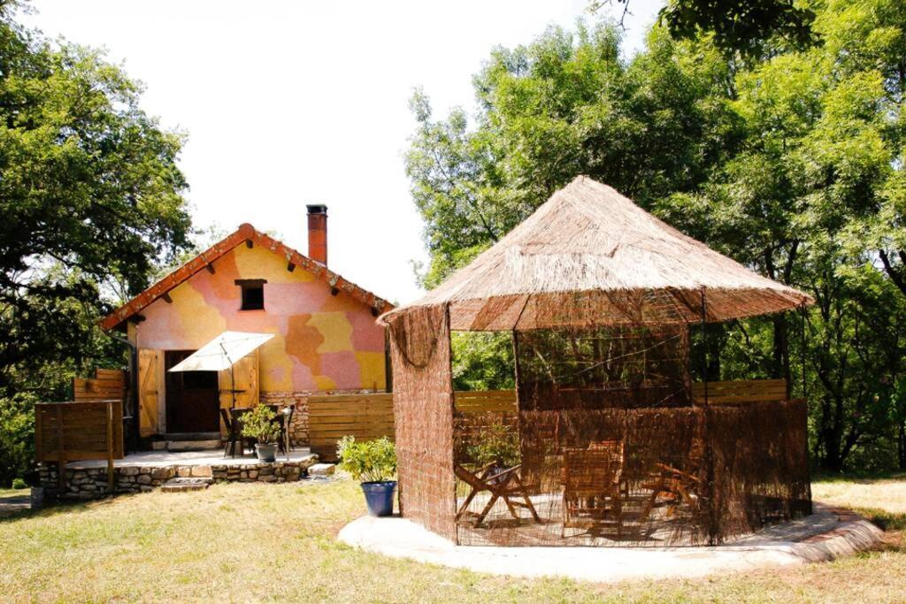 La Taniere Des Druides Villa Luzech Exterior photo